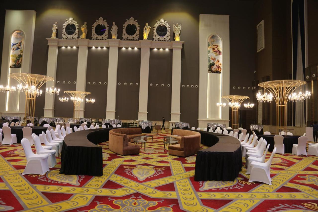 Hukam's Lalit Mahal Hotel Raipur  Bagian luar foto